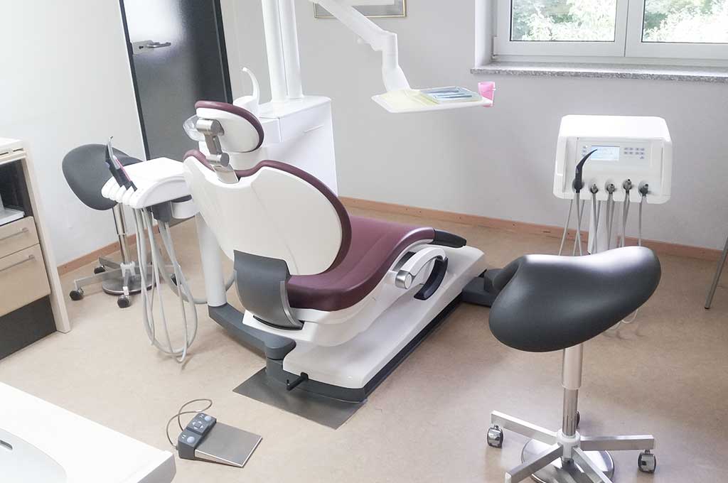 Einzelpraxis mit 3 Zimmer und 160 qm – Bild 2